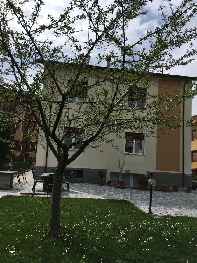 Appartamenti Francesco Peschiera del Garda Eksteriør bilde